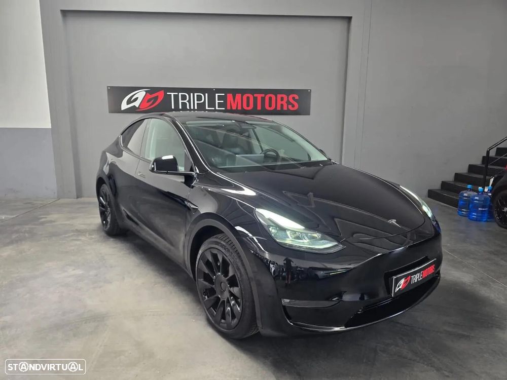 Tesla Model Y Long Range Dual Motor AWD - 2