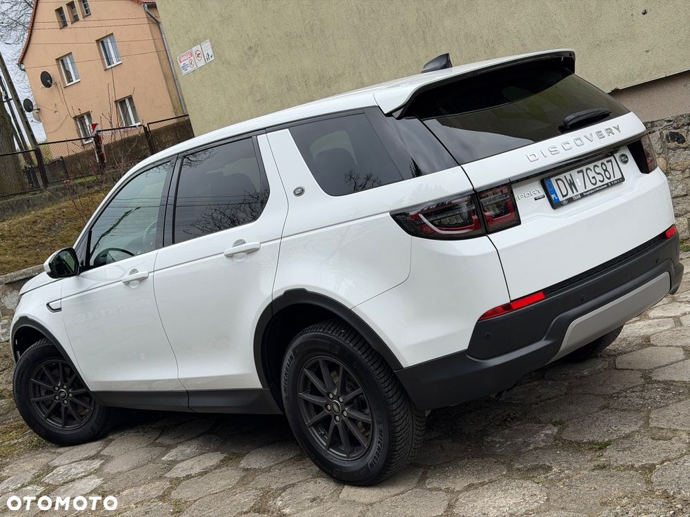 Land Rover Discovery Sport 2.0 D180 R-Dynamic SE - 4