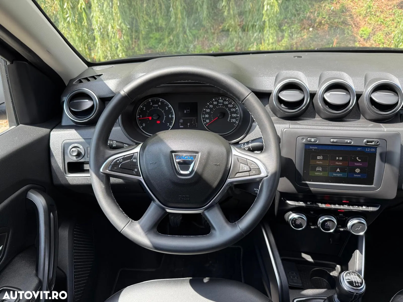 Dacia Duster 1.6 SCe 4WD Prestige jante 17" - 22