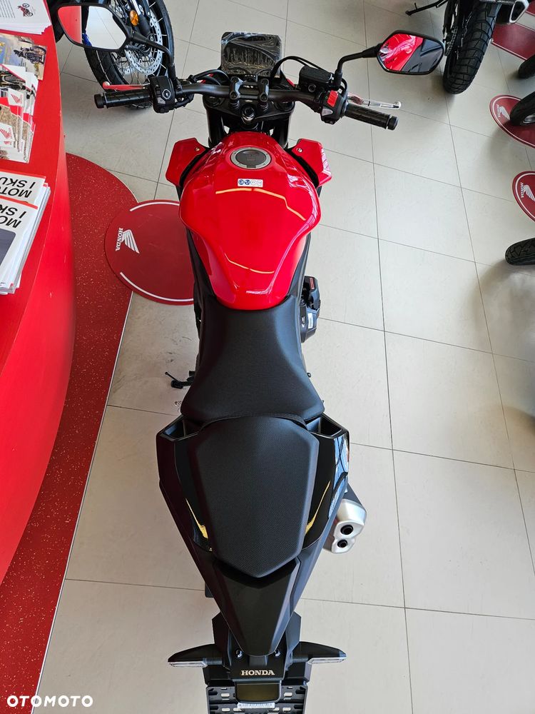 Honda CB - 10