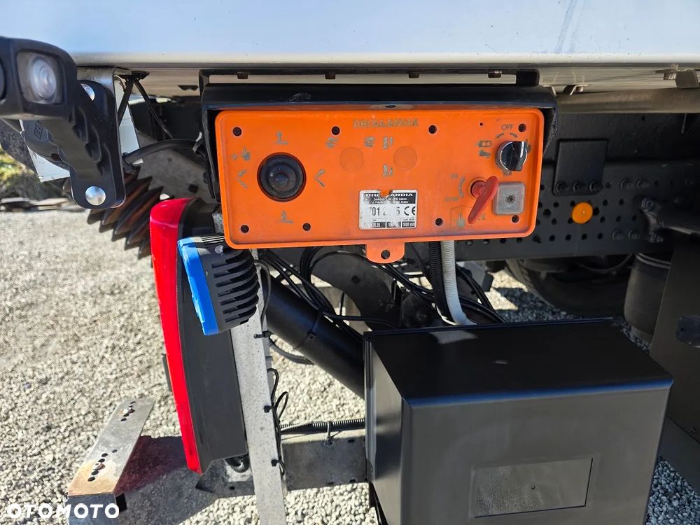 Mercedes-Benz ANTOS 1827 CHŁODNIA   2,55 WYSOKA CARRIER 550 - 28