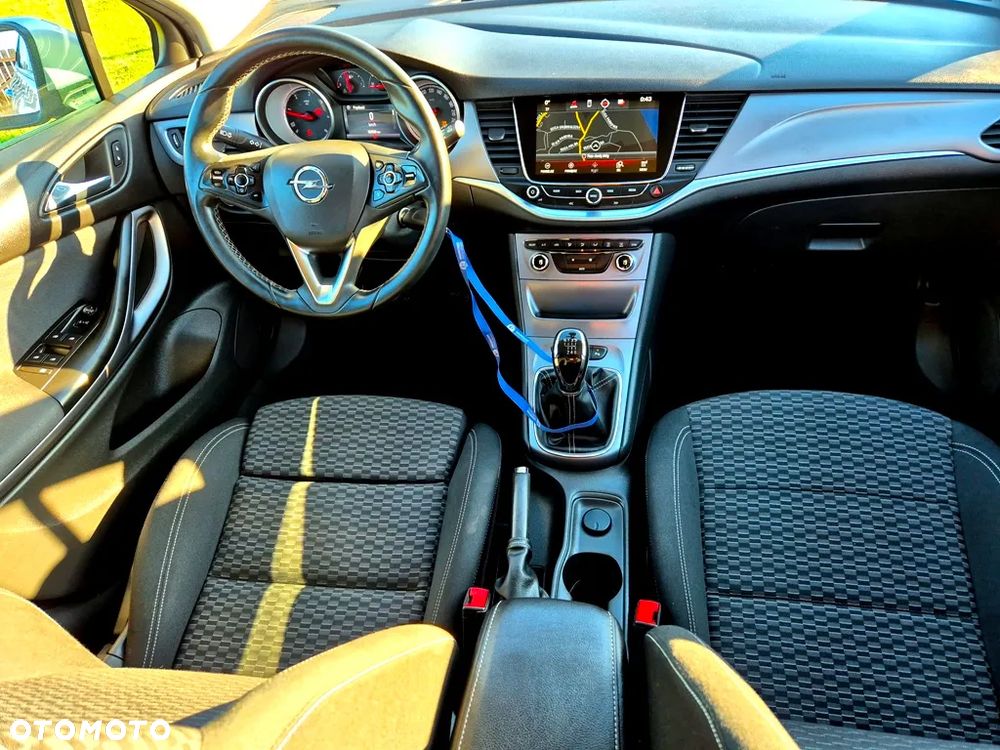 Opel Astra 1.6 CDTI Enjoy - 17