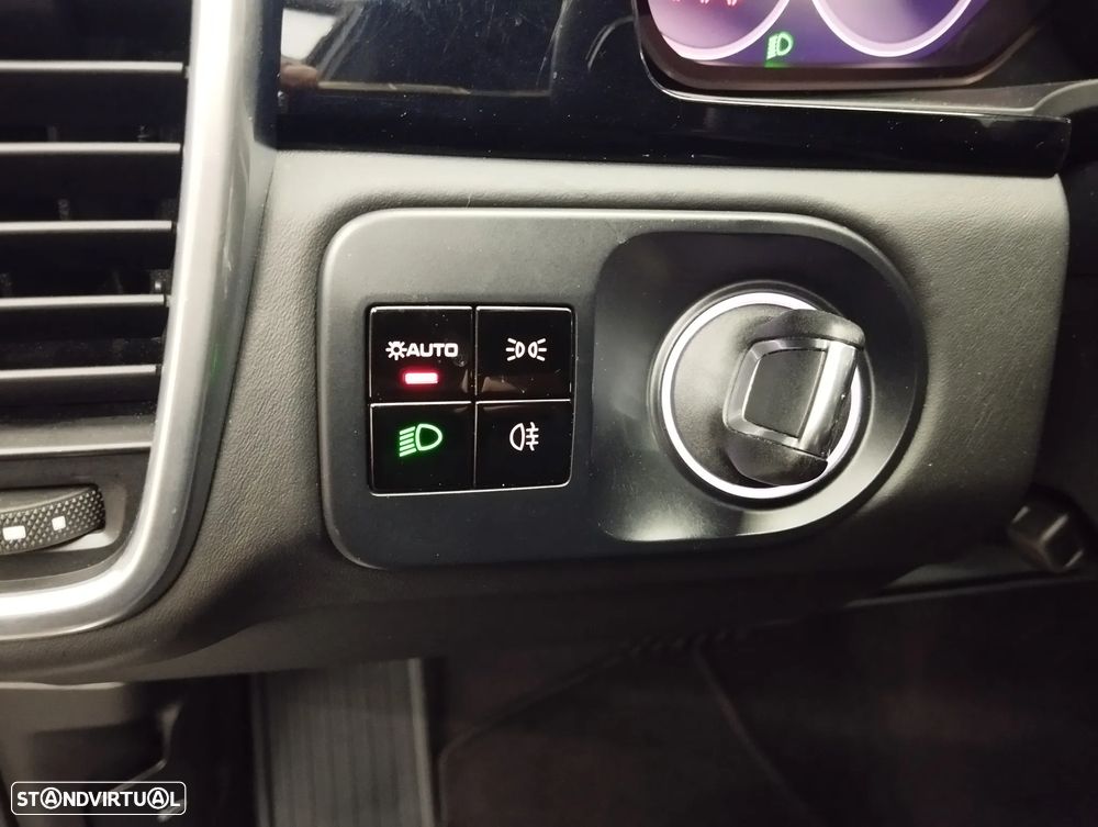 Porsche Cayenne Coupé E-Hybrid - 27