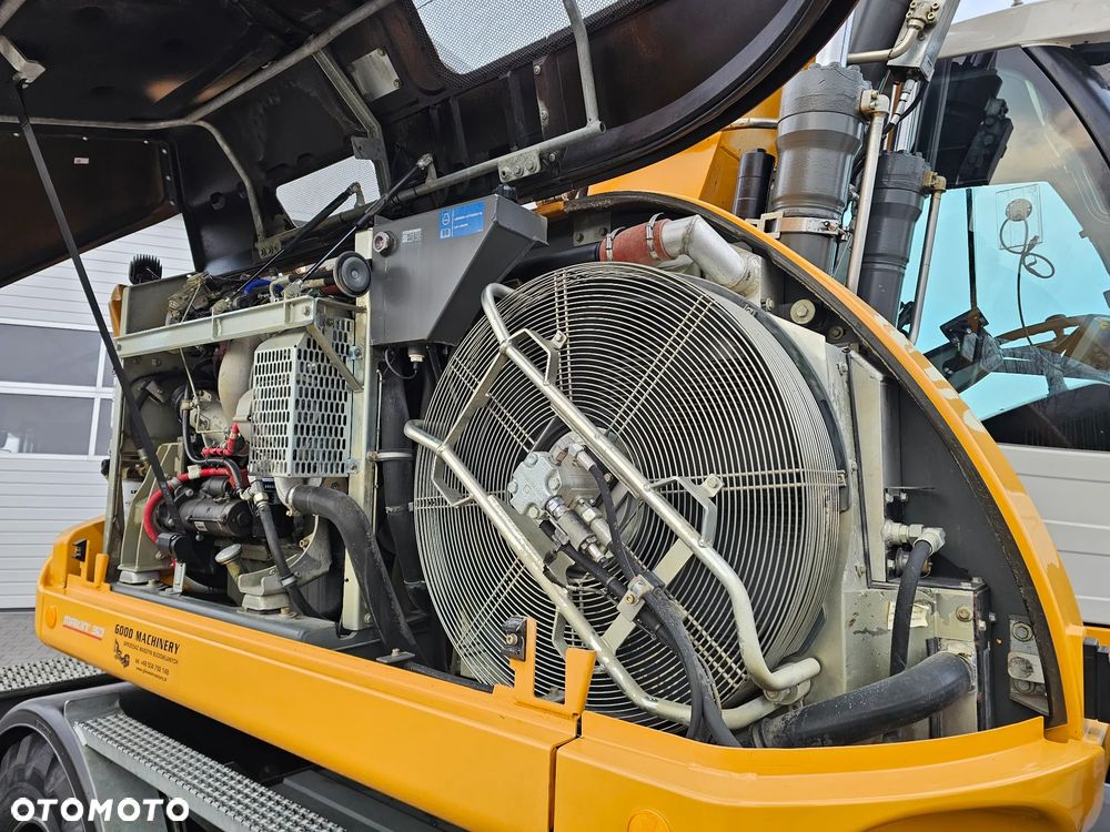 Liebherr A 918 Compact - 18