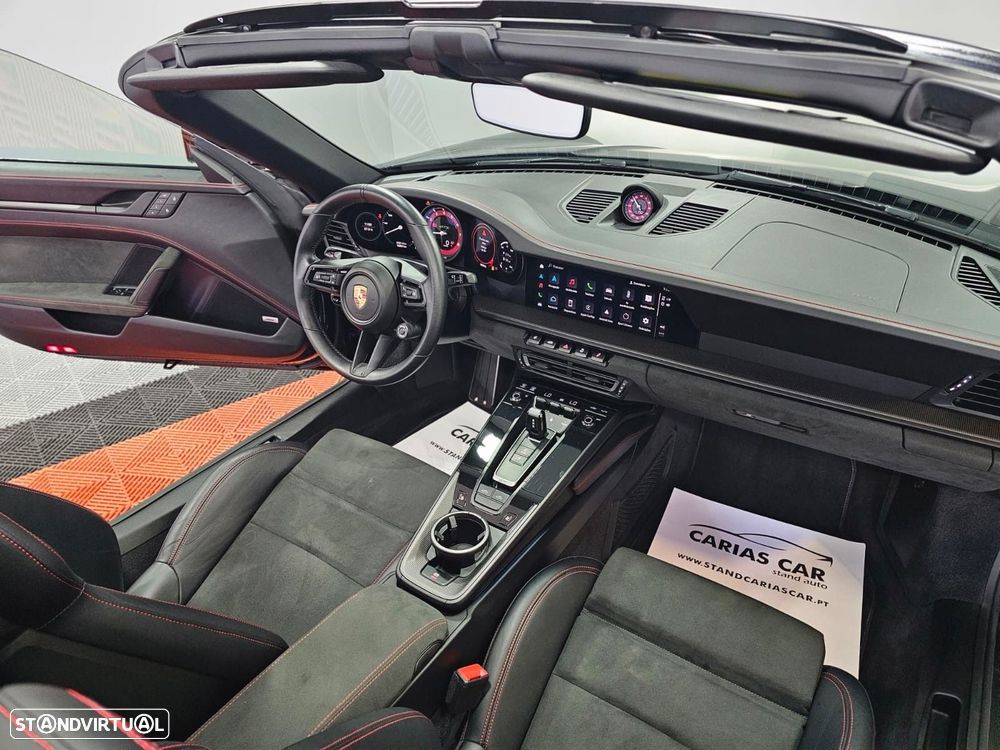 Porsche 911 Série F - 22