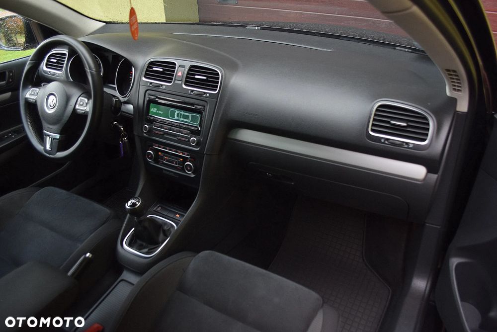 Volkswagen Golf 1.6 TDI Highline - 14