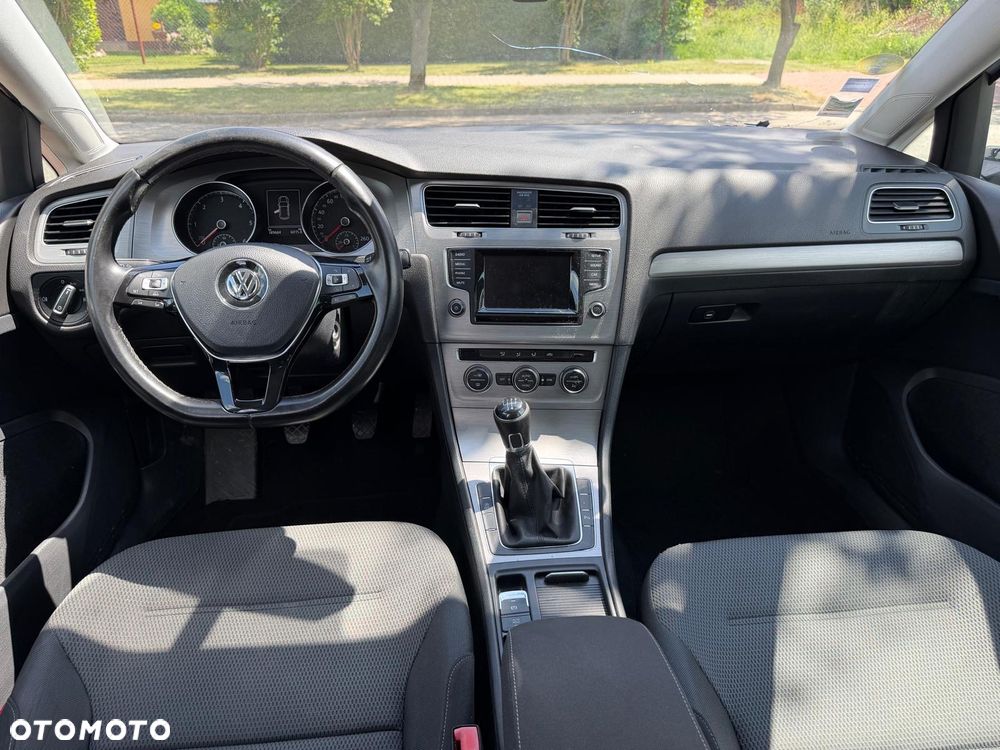 Volkswagen Golf 1.6 TDI BMT Comfortline - 13