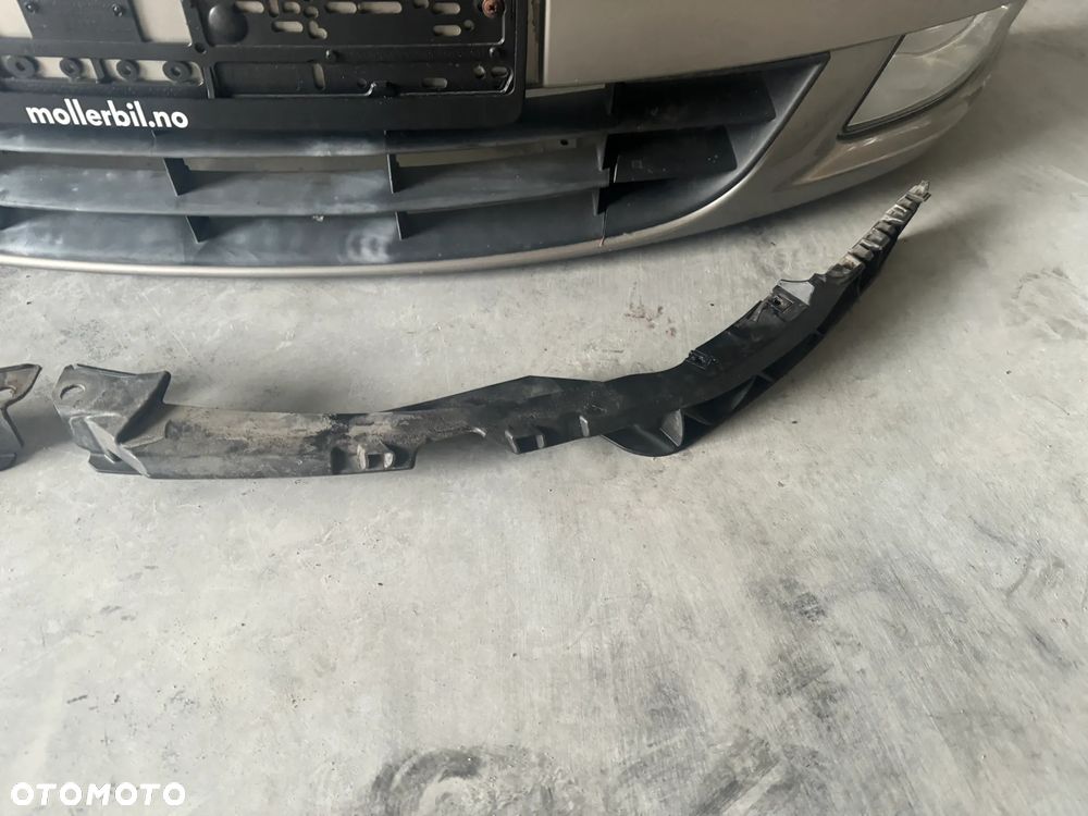 PRZÓD KOMPLETNY ZDERZAK PAS MASKA PAS XENON SKETNY OCTAVIA II LIFT 9202 - 6