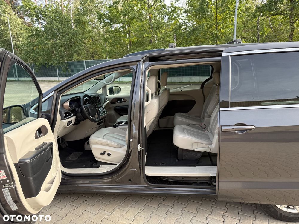 Chrysler Voyager - 24
