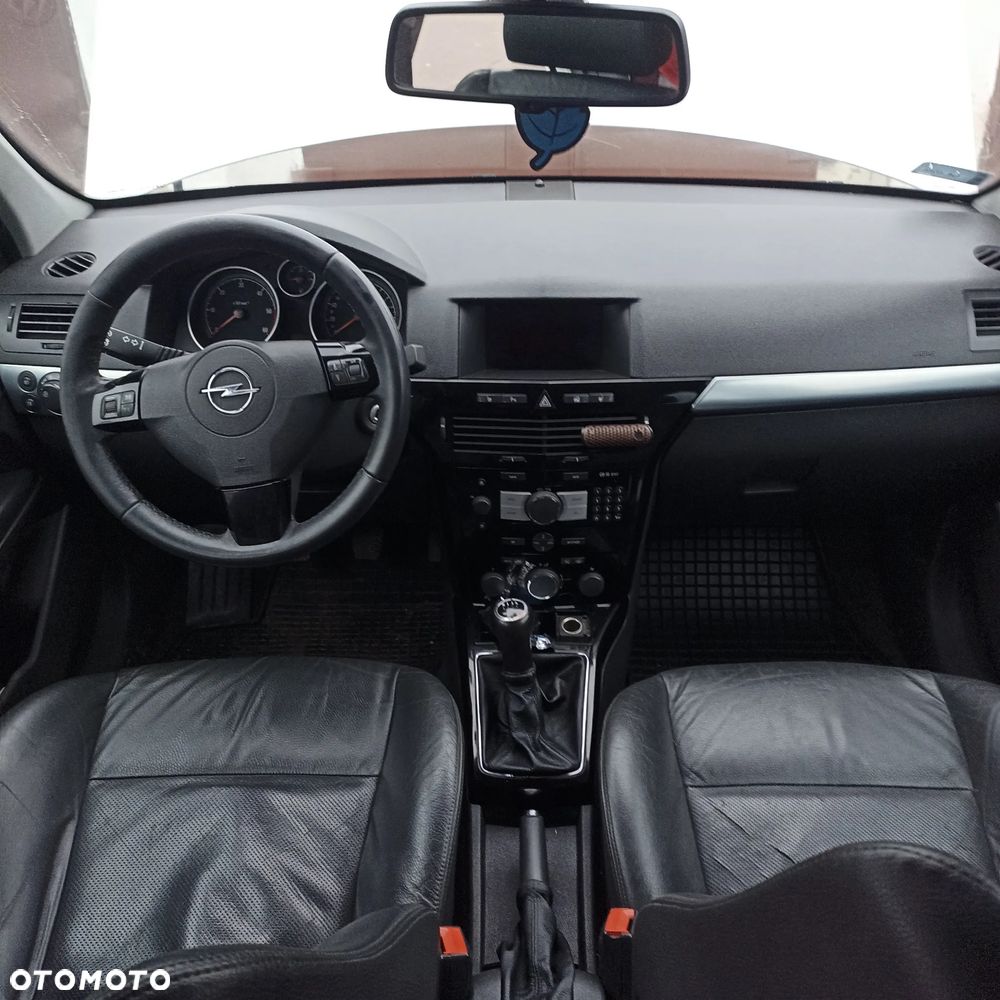 Opel Astra 1.7 CDTI ecoFLEX - 19