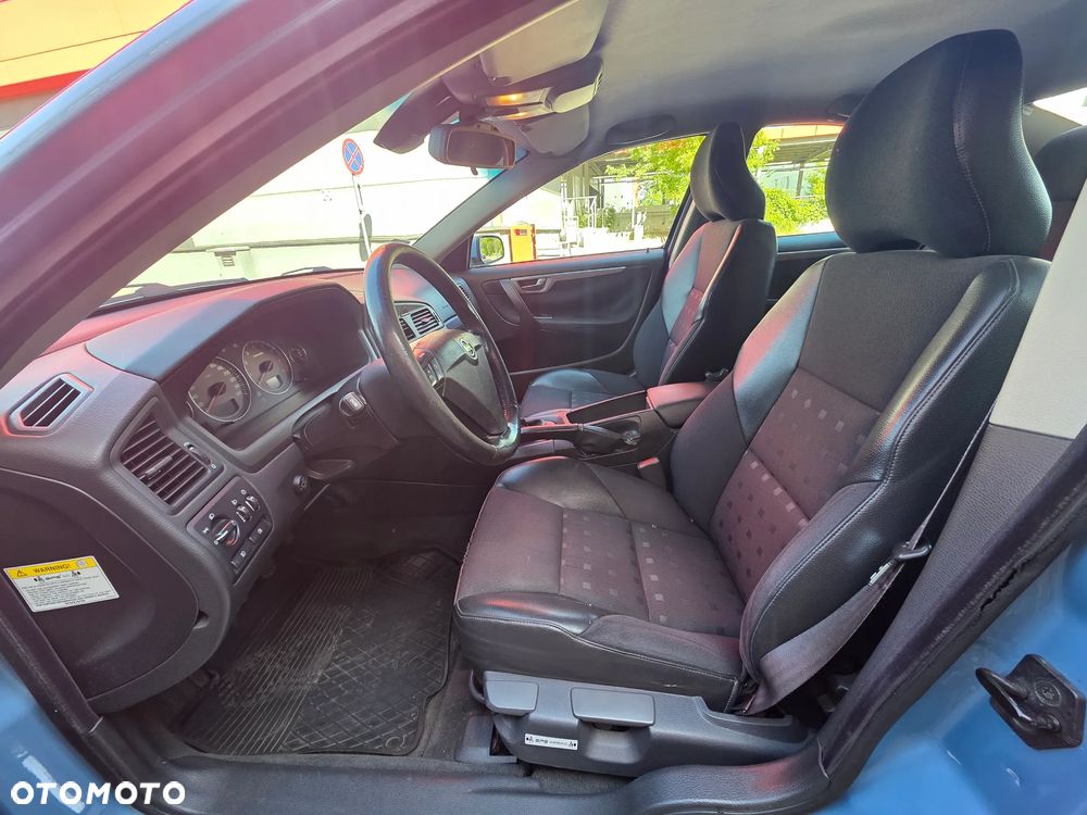 Volvo S60 2.4 Premium - 7
