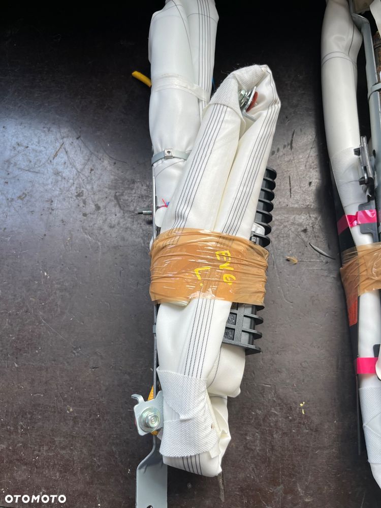 Kurtyna lewa prawa KIA EV6 - 2