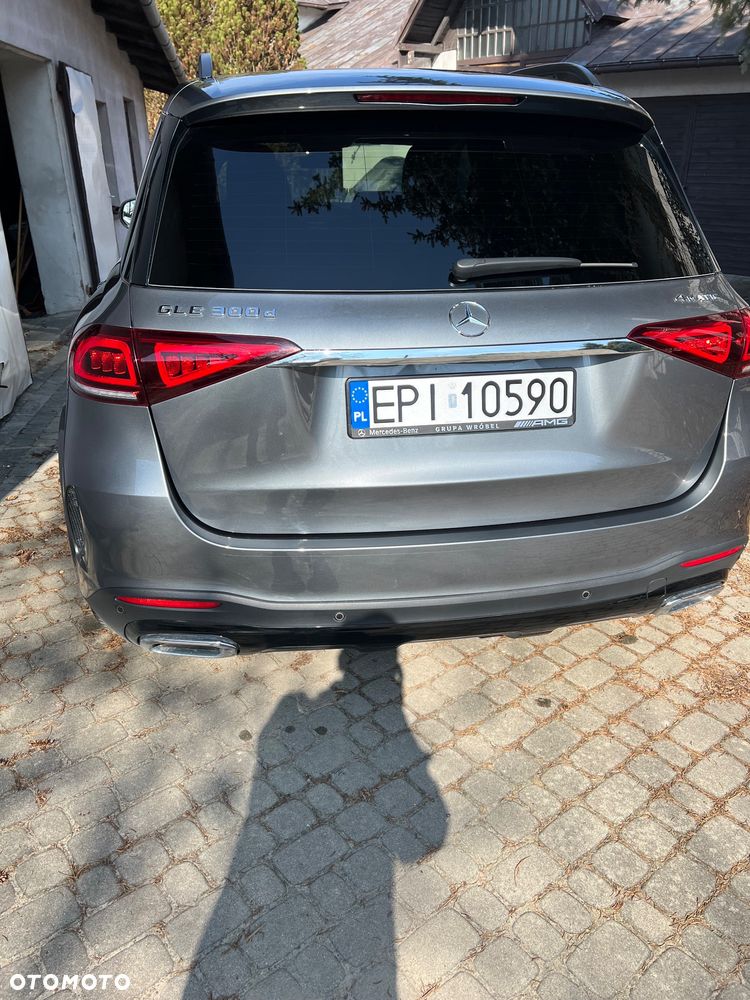 Mercedes-Benz GLE - 21