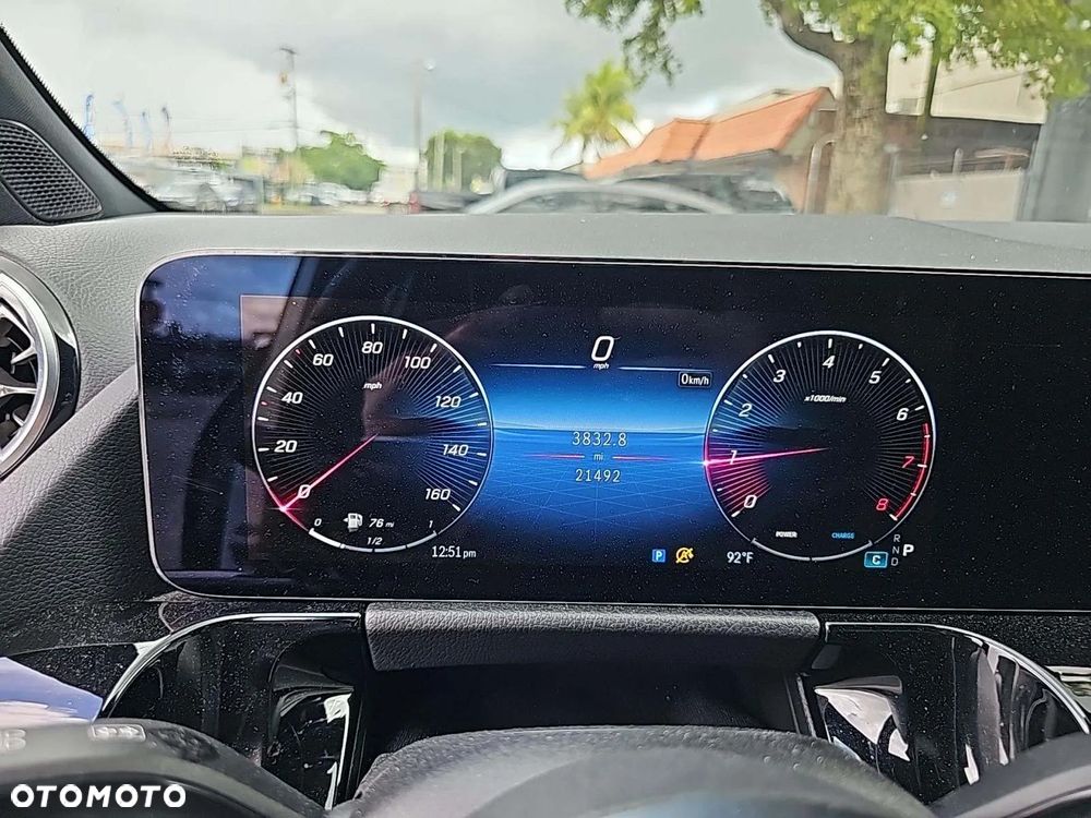 Mercedes-Benz GLA 250 8G-DCT Progressive - 6