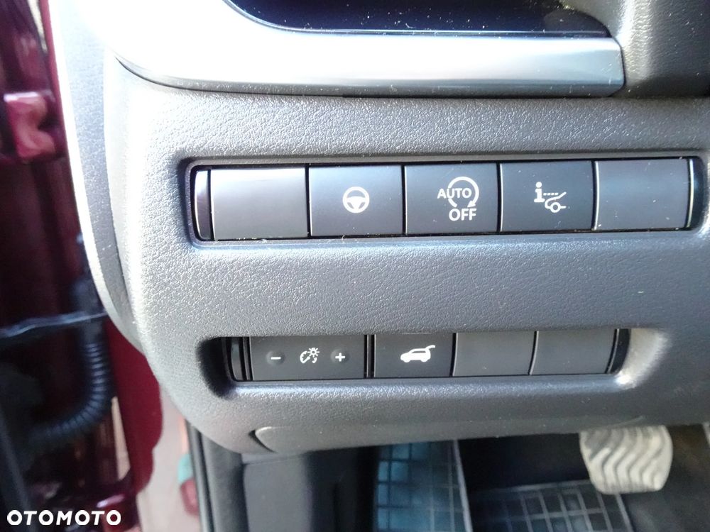 Nissan Qashqai 1.3 DIG-T MHEV N-Connecta Xtronic - 38