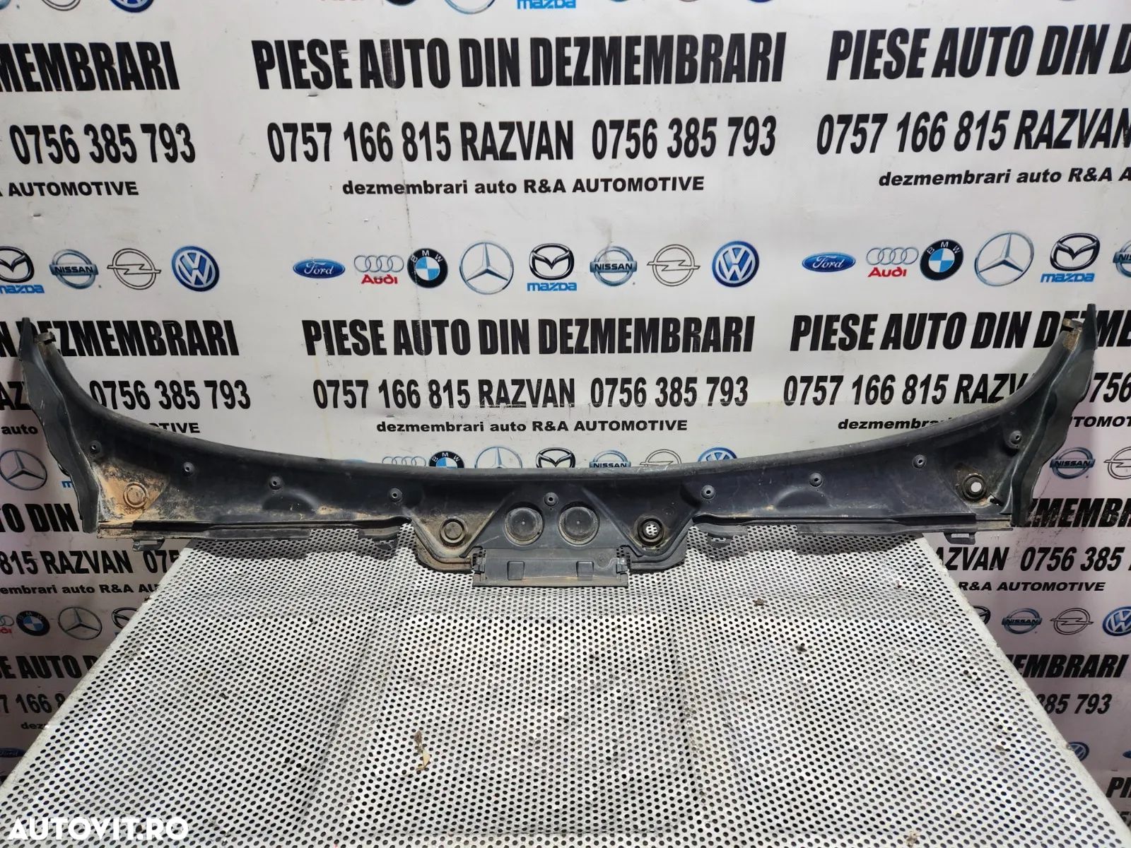Grila Stergatoare Bmw Seria 4 F32 F33 F36 Motor N47D20D Dezmembrez Bmw Seria 4 F32 F33 F36 Coupe 2. - 1