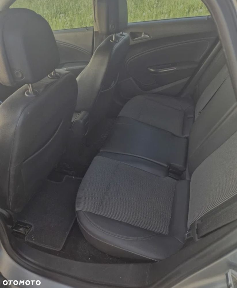 Opel Astra 1.7 CDTI Sport - 5
