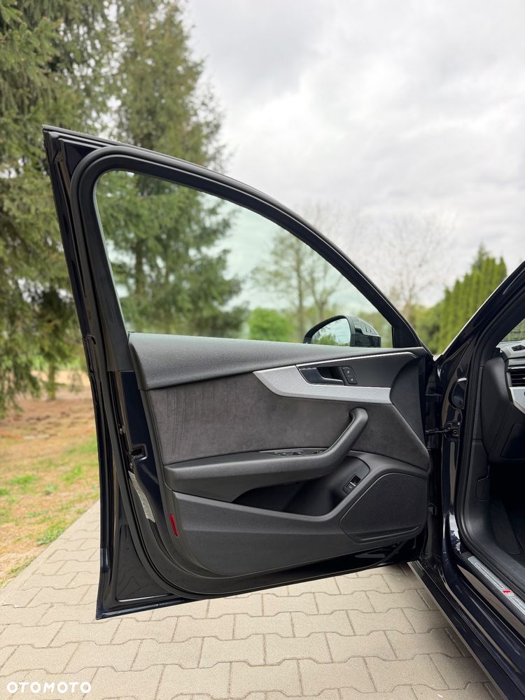 Audi A4 Avant 2.0 TDI Quattro S tronic - 16