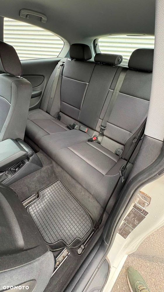 BMW Seria 1 - 8