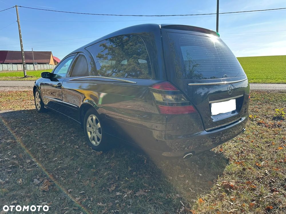 Mercedes-Benz E-Class 2003 photo 3