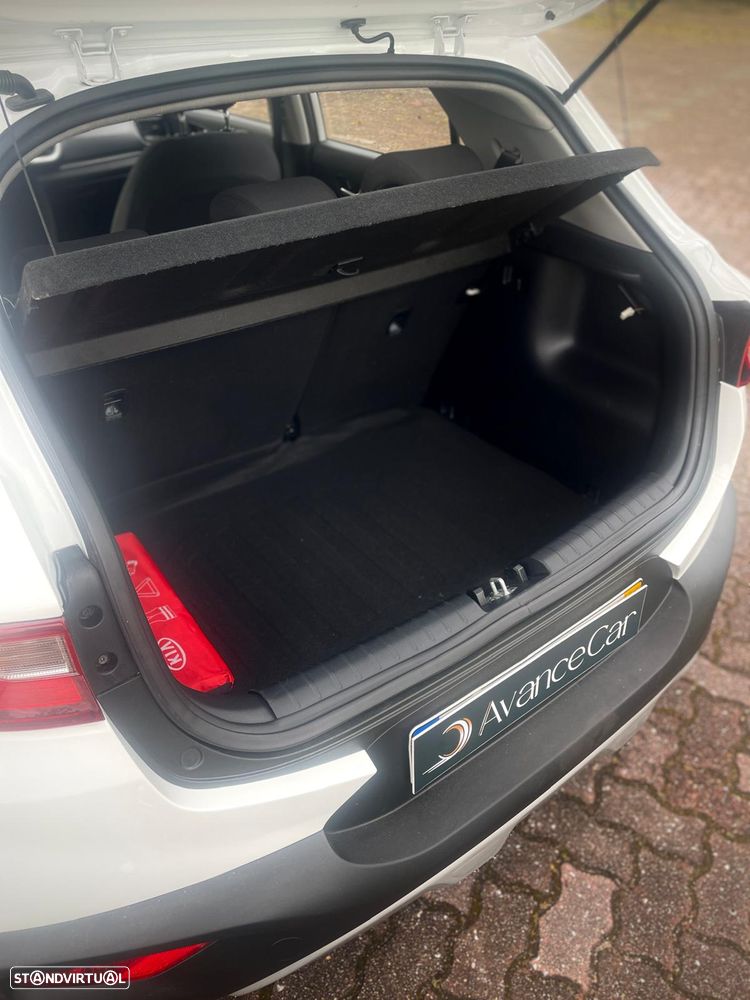 Kia Stonic 1.0 T-GDI Urban - 8
