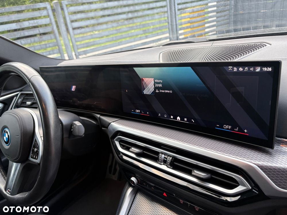 BMW i4 70.3kWh eDrive 35 M Sport - 17