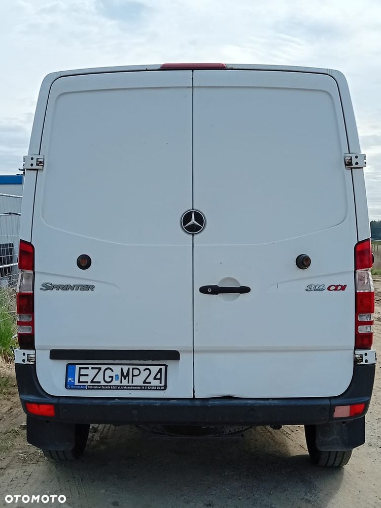 Mercedes-Benz Sprinter - 6