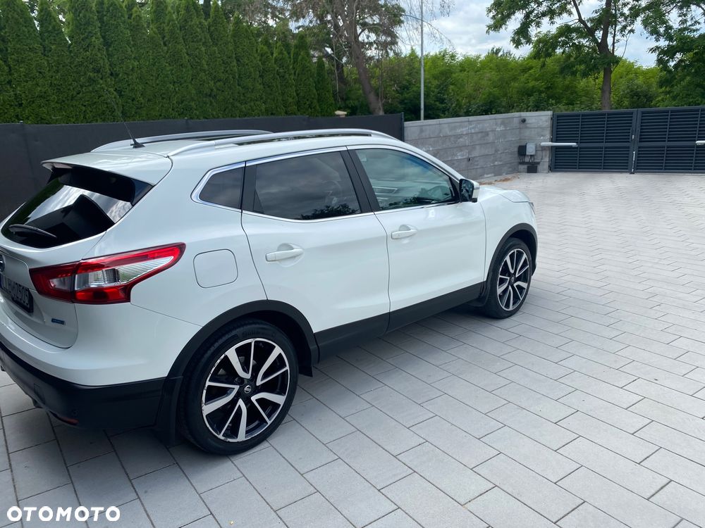 Nissan Qashqai 1.5 dCi Tekna - 4