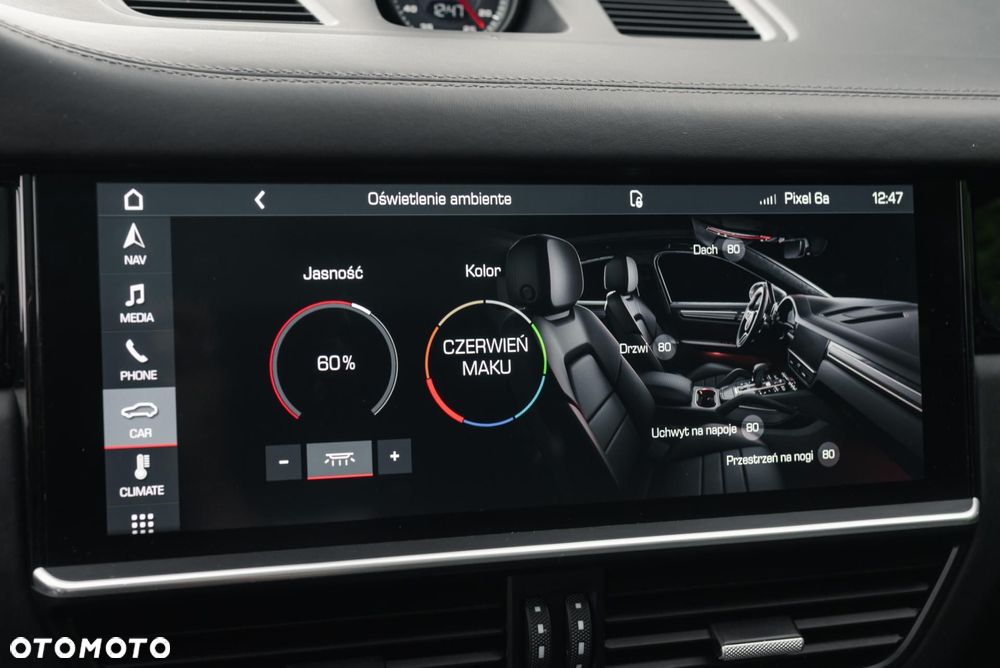 Porsche Cayenne - 23