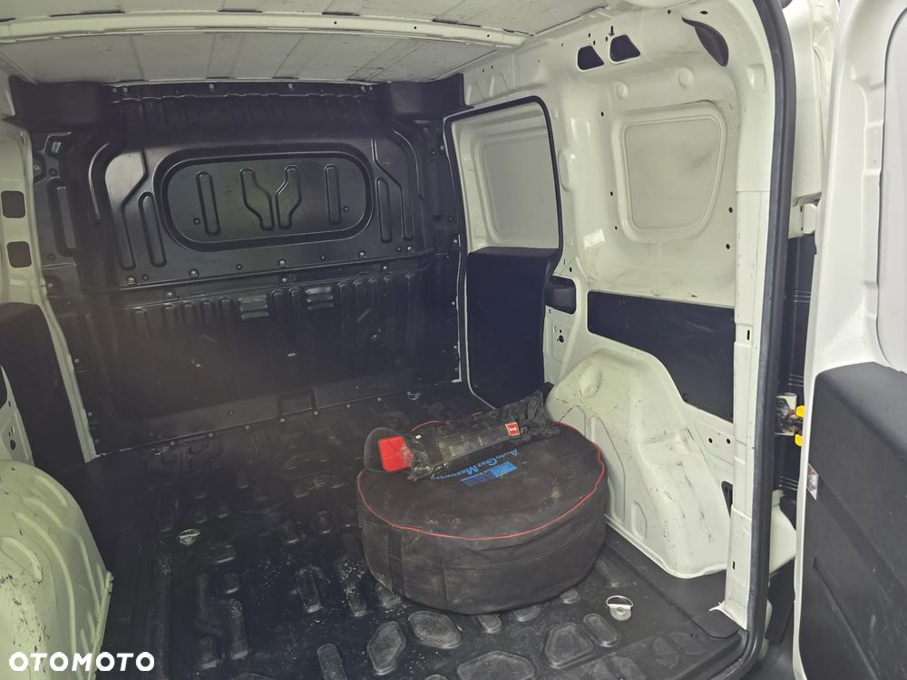 Fiat DOBLO - 7