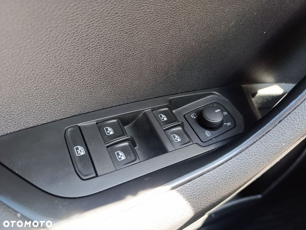 Skoda Karoq 1.5 TSI ACT 4x2 Sportline DSG - 25
