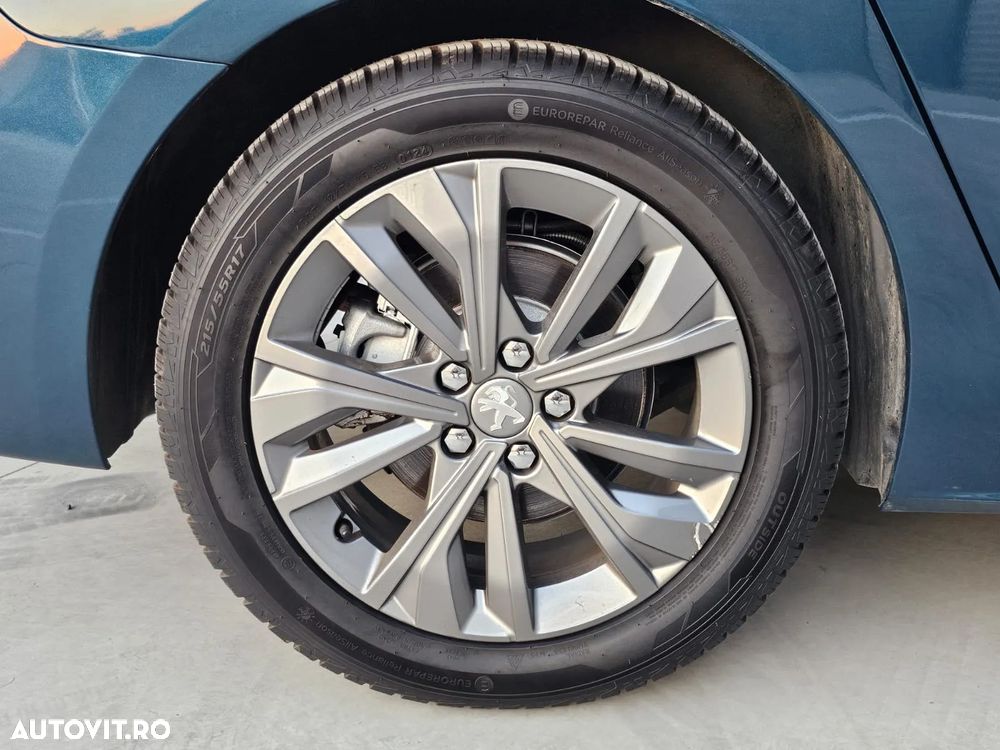 Peugeot 508 Plug-In Hybrid 225 e-EAT8 Allure Pack - 37