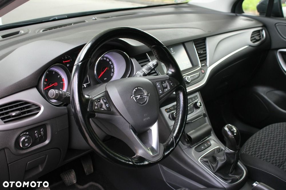 Opel Astra 1.4 T Dynamic - 23