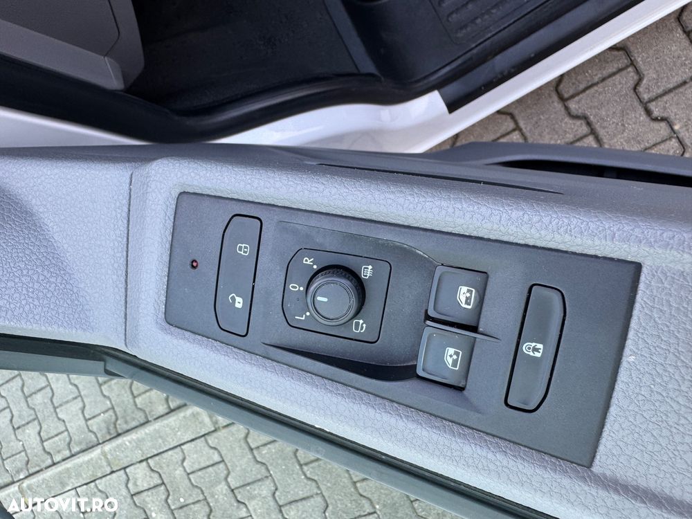 Volkswagen Transporter TDI Lang Plus - 7