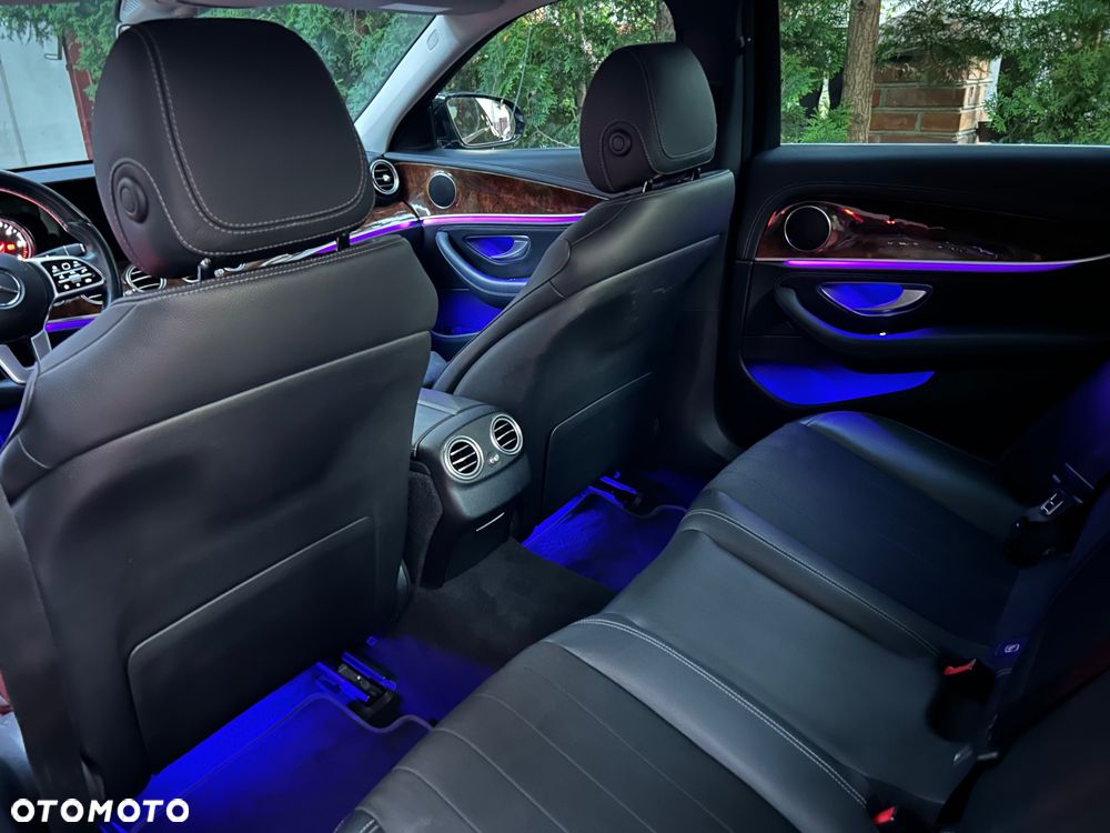 Mercedes-Benz Klasa E 220 d Avantgarde - 35
