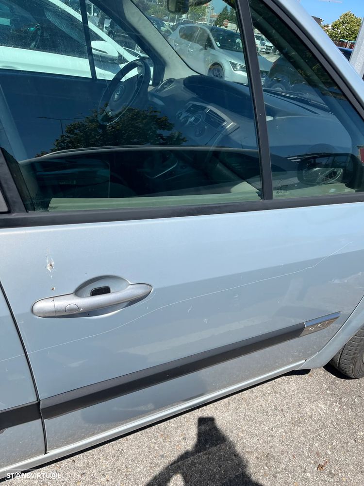Renault Scénic - 5