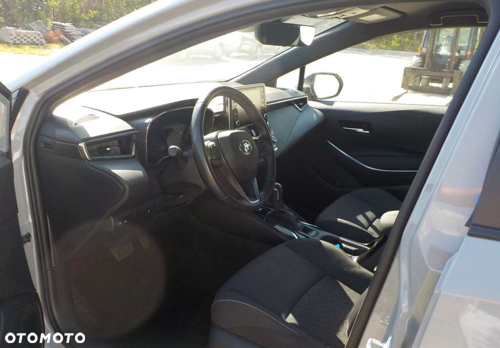 Toyota Corolla - 18
