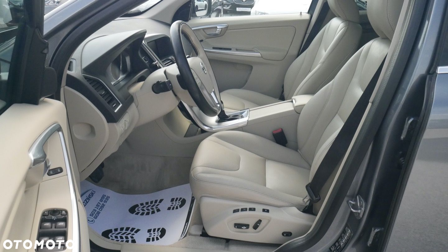 Volvo XC 60 - 10