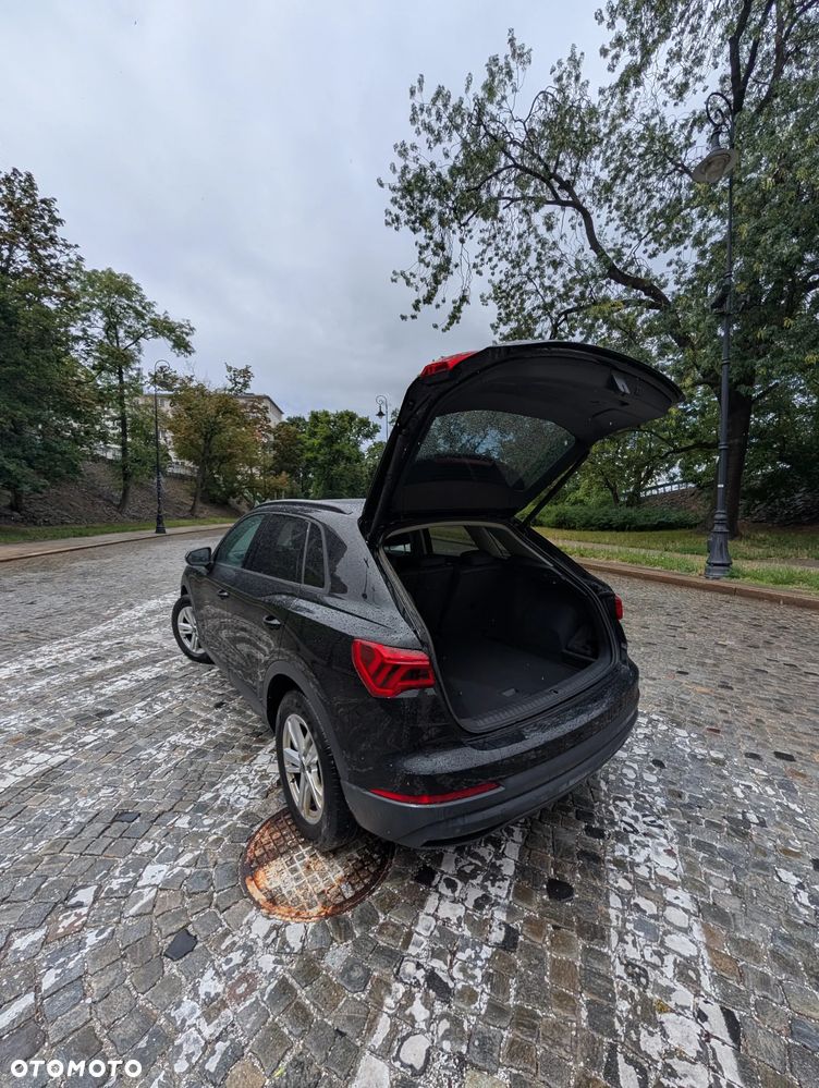 Audi Q3 35 TFSI S tronic - 13