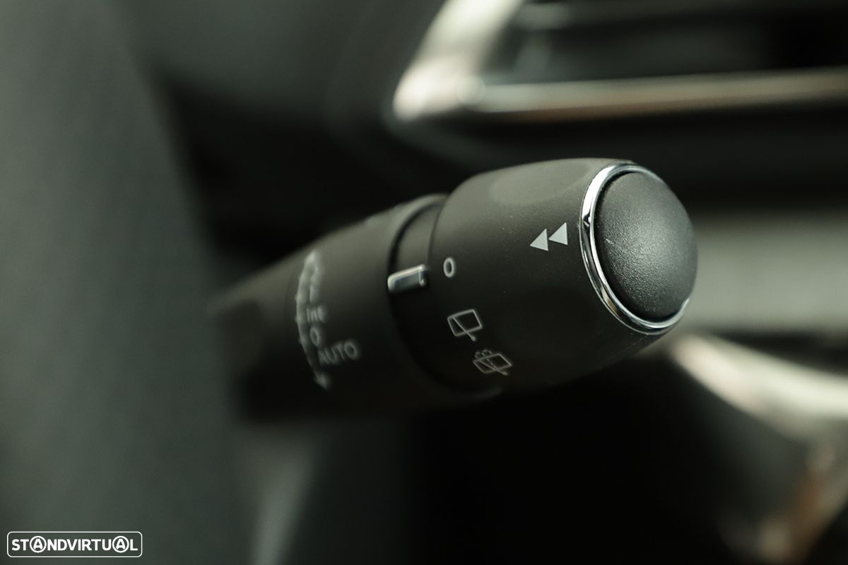 Peugeot 3008 1.2 PureTech GT EAT8 - 19
