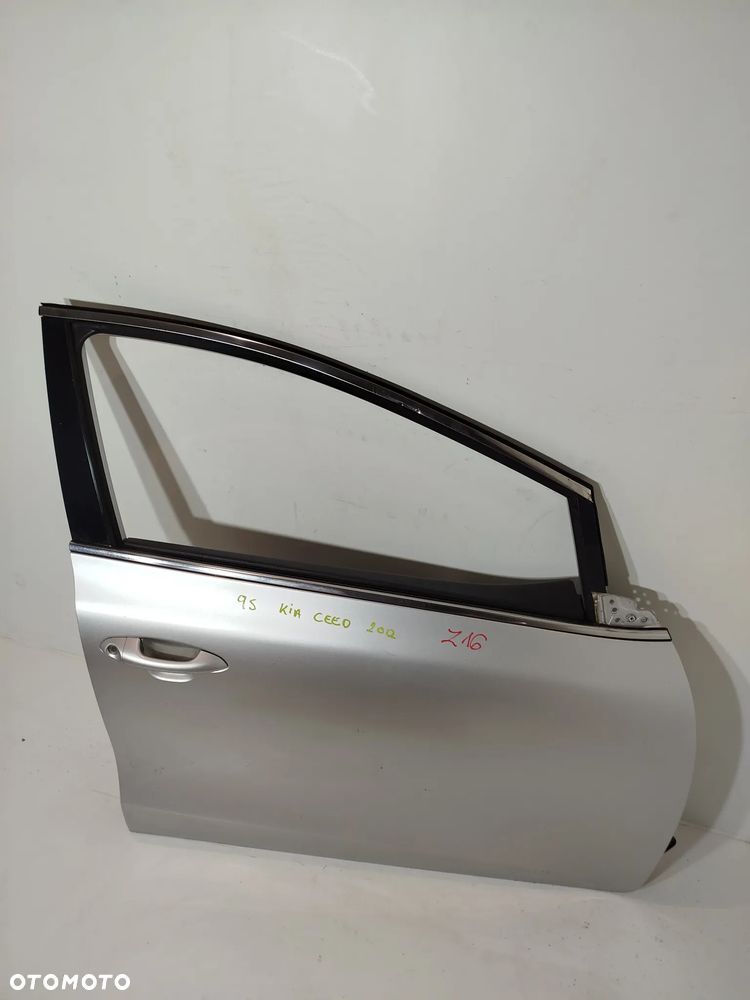 drzwi prawe przednie przód KIA CEED II 12-15 9S - 2