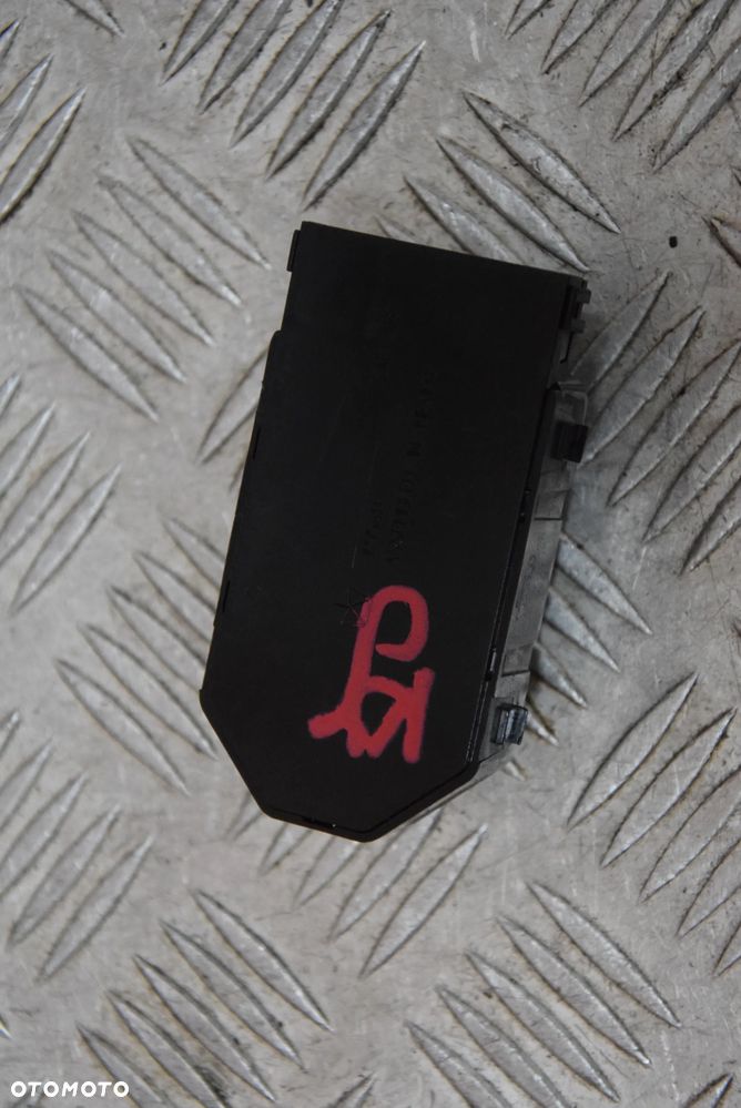 JEEP CHEROKEE KJ LIBERTY  PRZEŁĄCZNIK LUSTEREK - 2