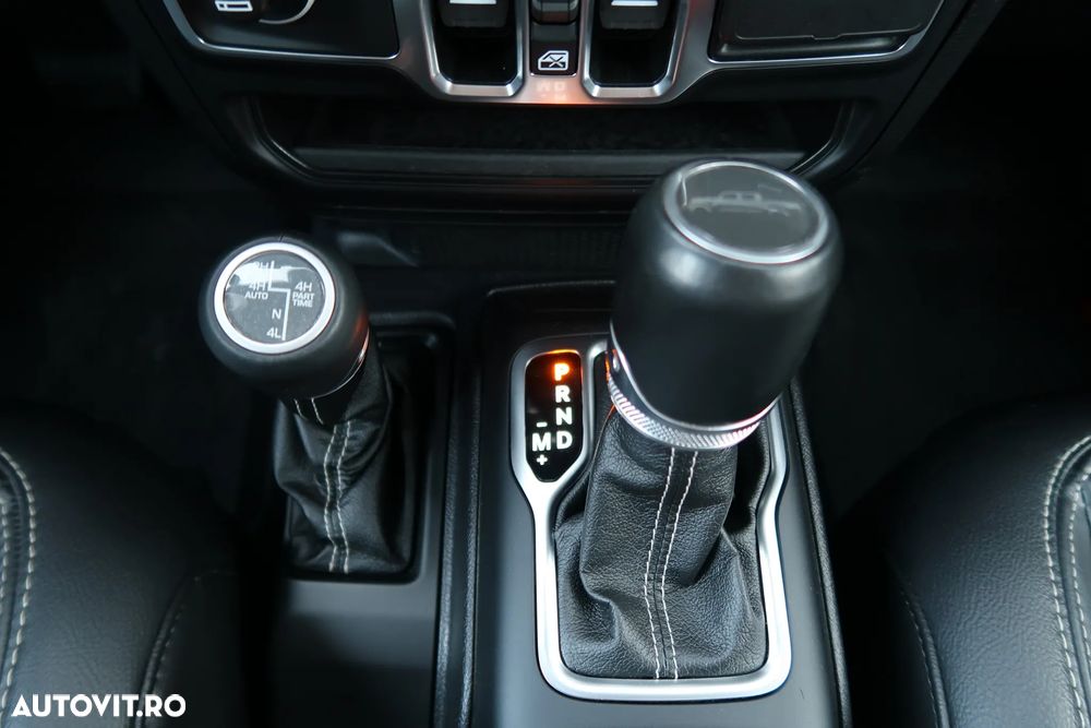 Jeep Gladiator 3.0L V6 Diesel AT8 4x4 264 CP Launch Edition - 17