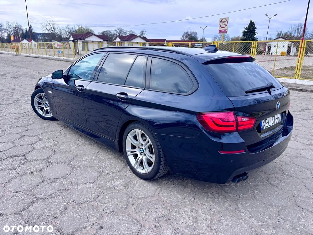 BMW Seria 5 520d Sport-Aut - 2
