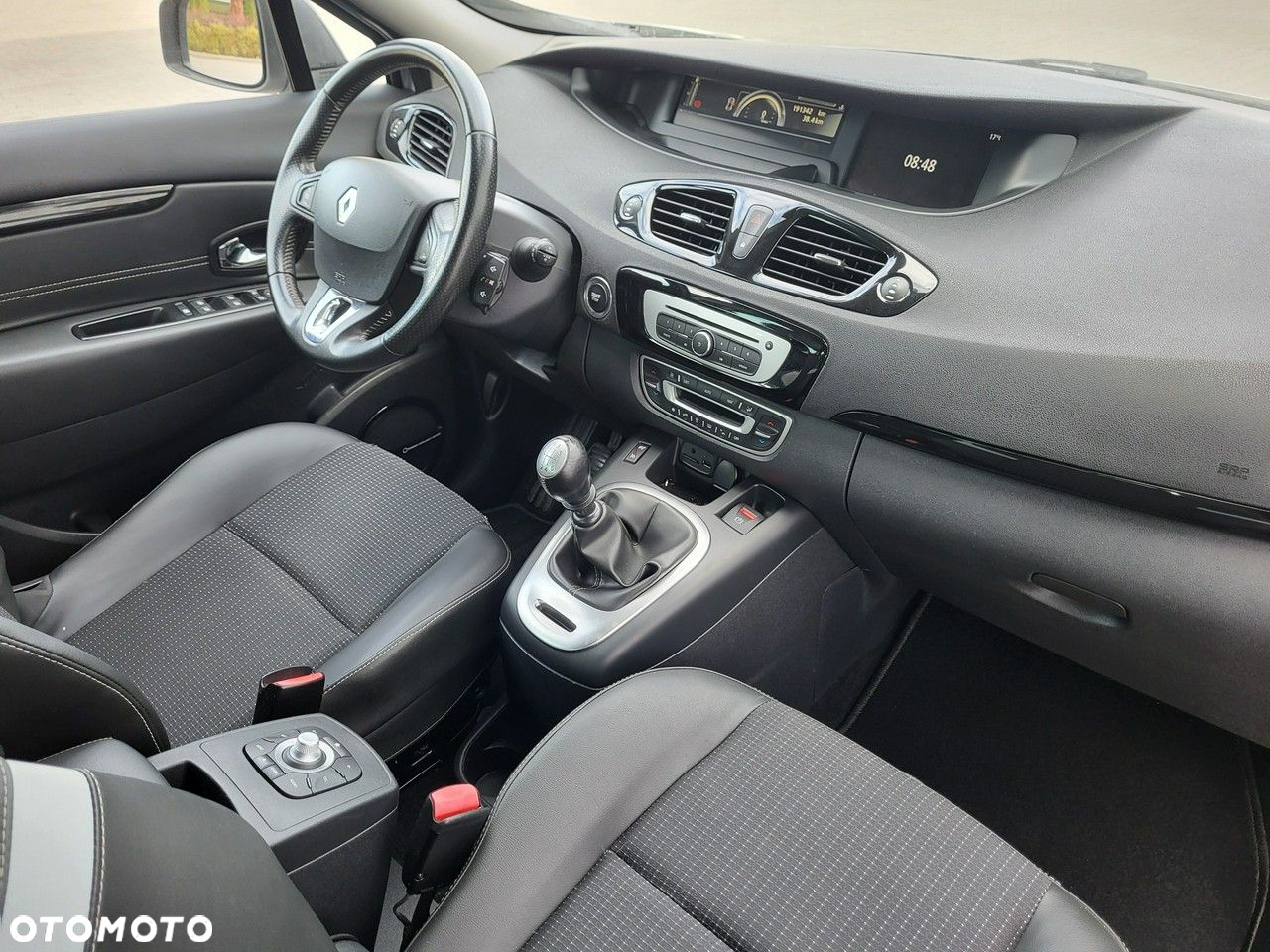 Renault Scenic - 22