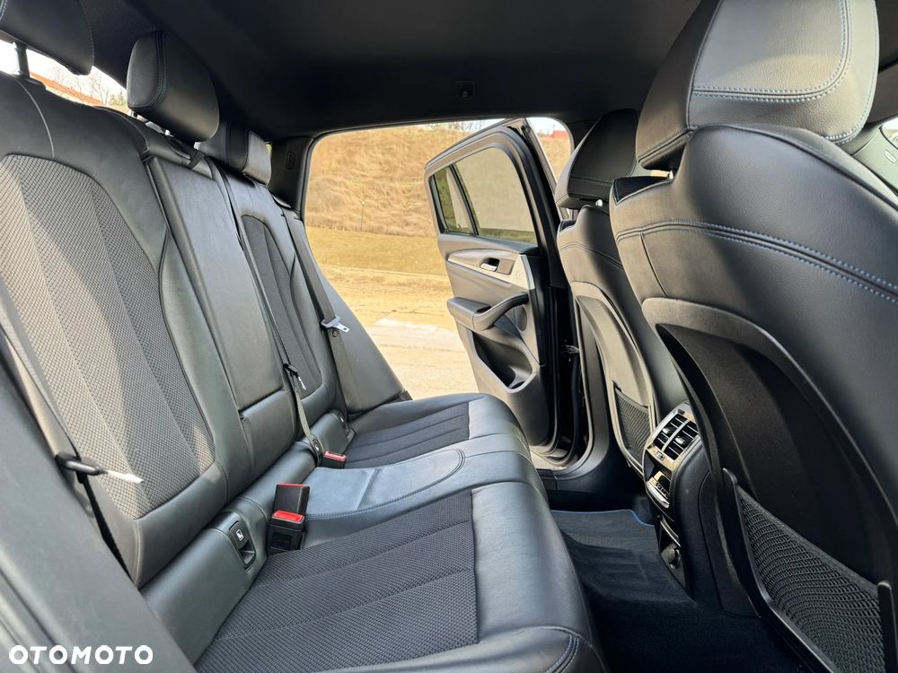 BMW X4 xDrive20d M Sport Edition - 22