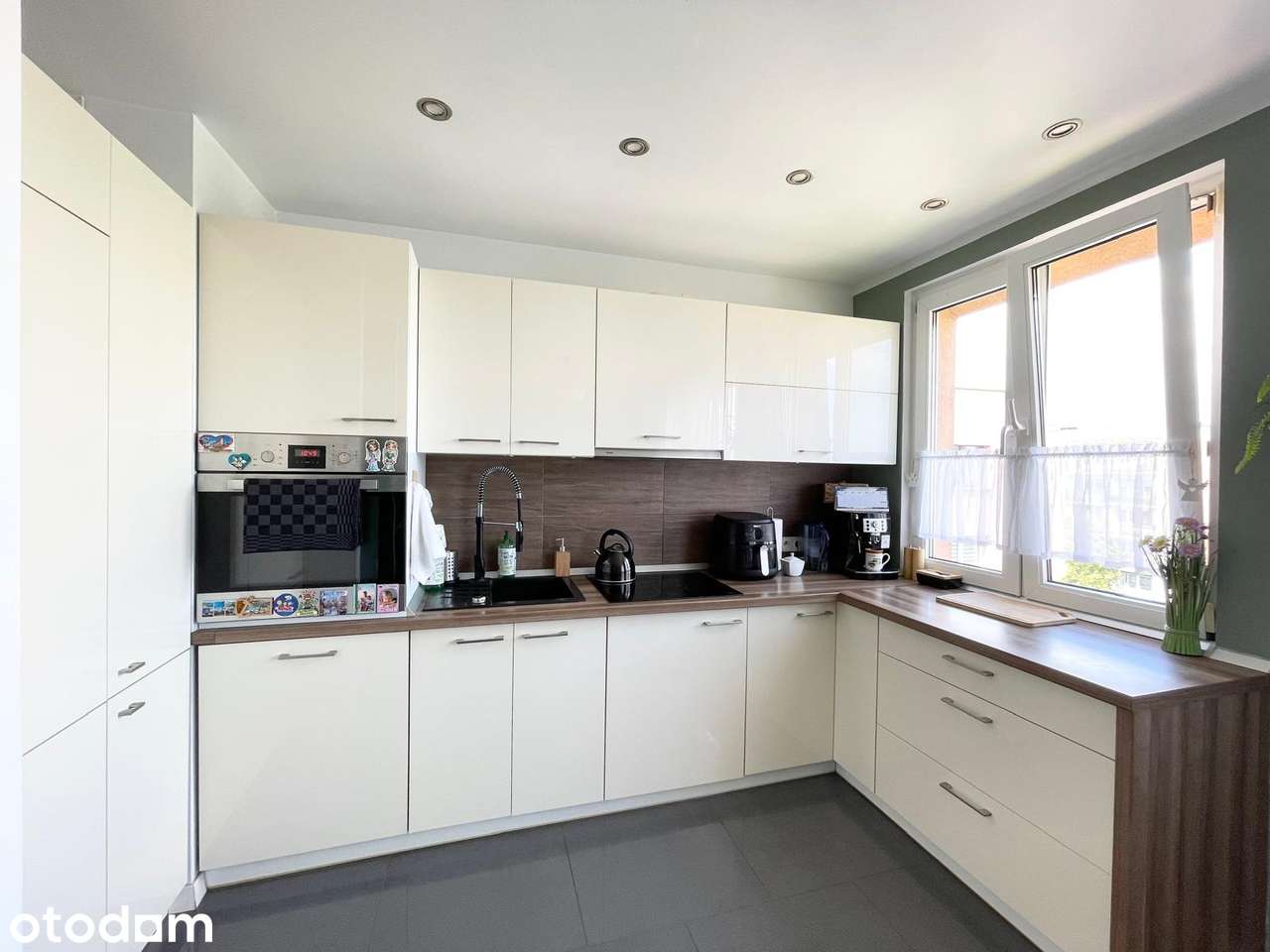 REZERWACJA- 2 pok. mieszkanie- 50,70 m² + piwnica 10,10 m²