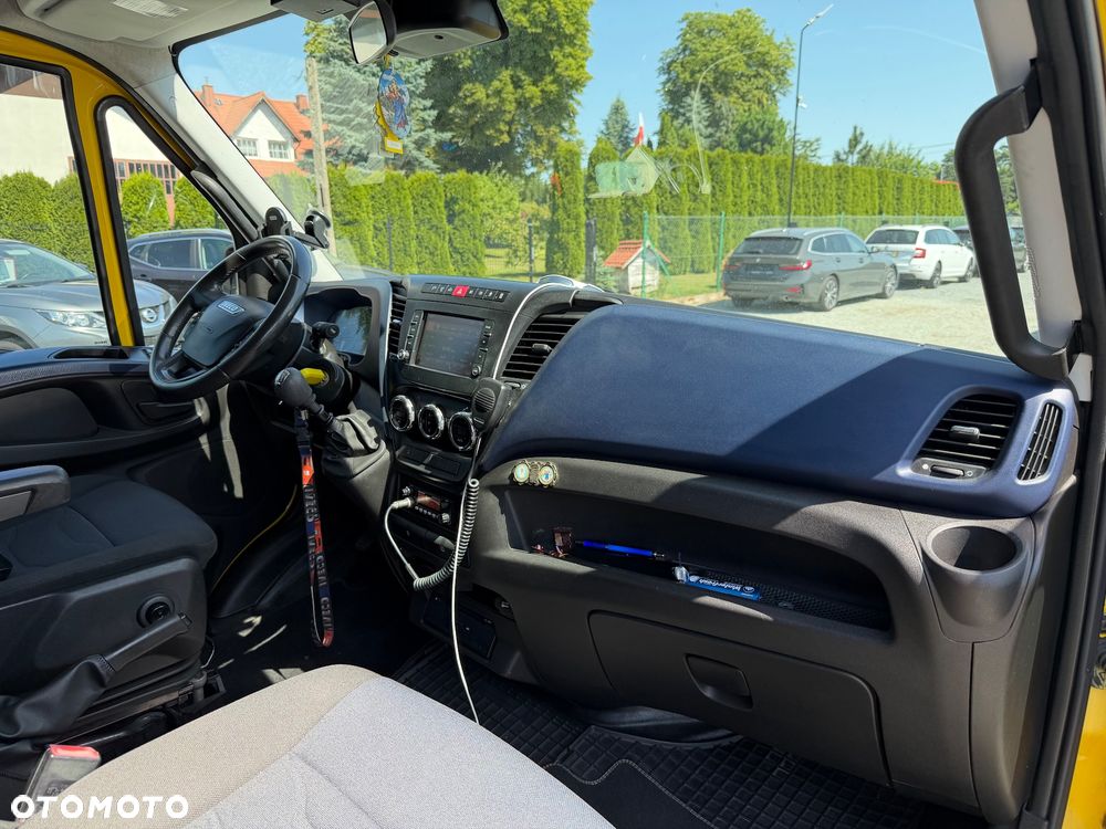Iveco Daily S35 180 - 11