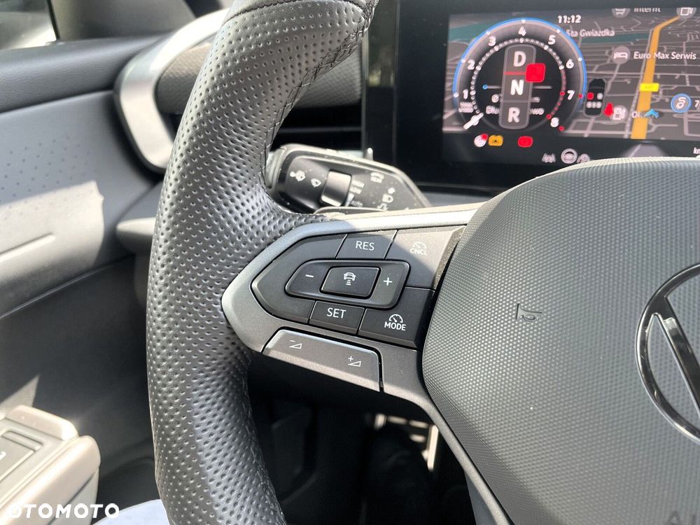 Volkswagen T-Roc 1.5 eTSI R-Line DSG - 17