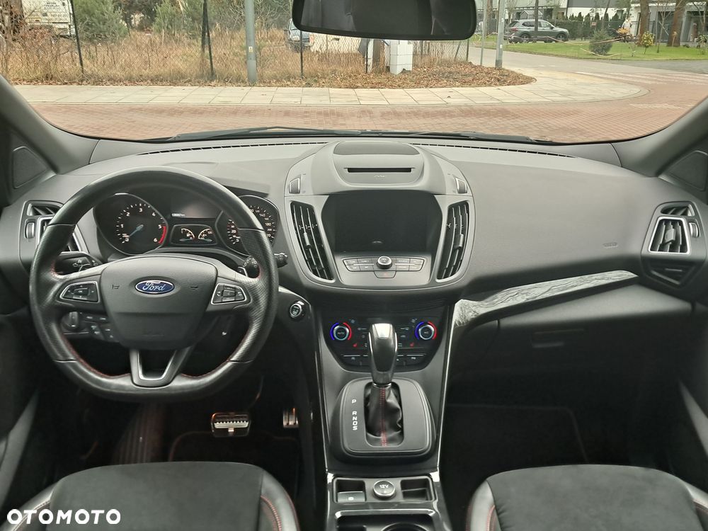 Ford Kuga 2.0 TDCi 4x4 ST-Line - 13